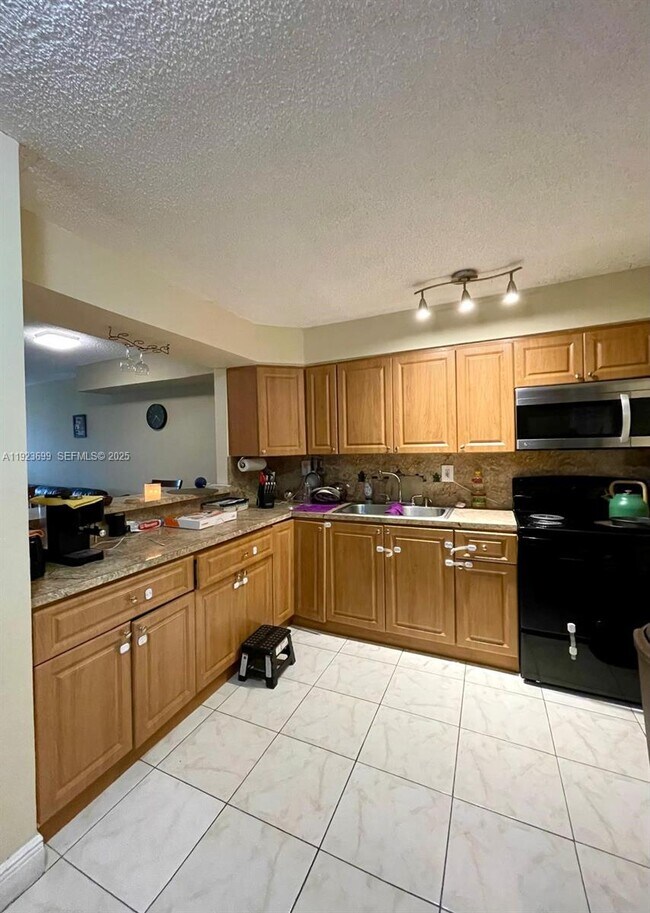 Foto del edificio - 20102 SW 123rd Dr