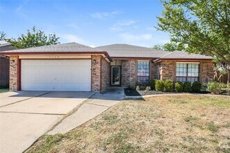 Building Photo - 5104 Redwater Dr