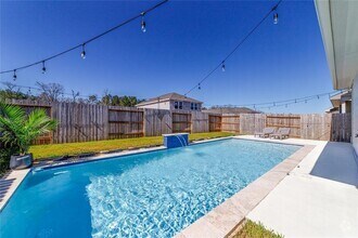Building Photo - 12882 Lime Stone Ln
