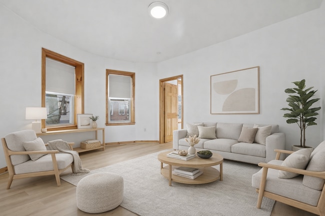 Building Photo - 70 Empire St