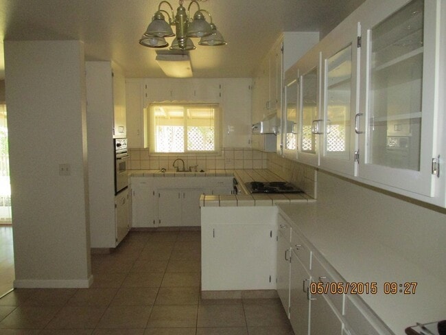 Foto del edificio - 1425 Chapala Way