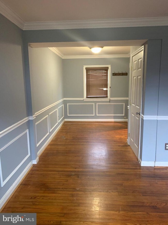 Foto del edificio - 2527 Colebrooke Dr