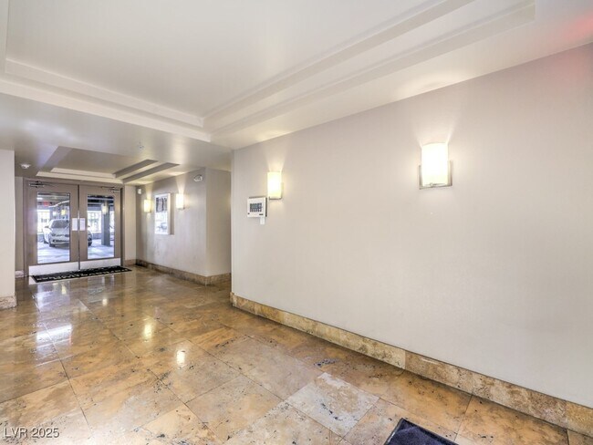 Foto del edificio - 67 E Agate Ave