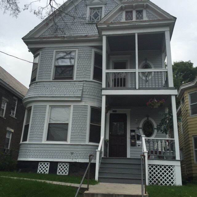 1584 Van Vranken Ave, Schenectady, NY 12308 Apartments in Schenectady