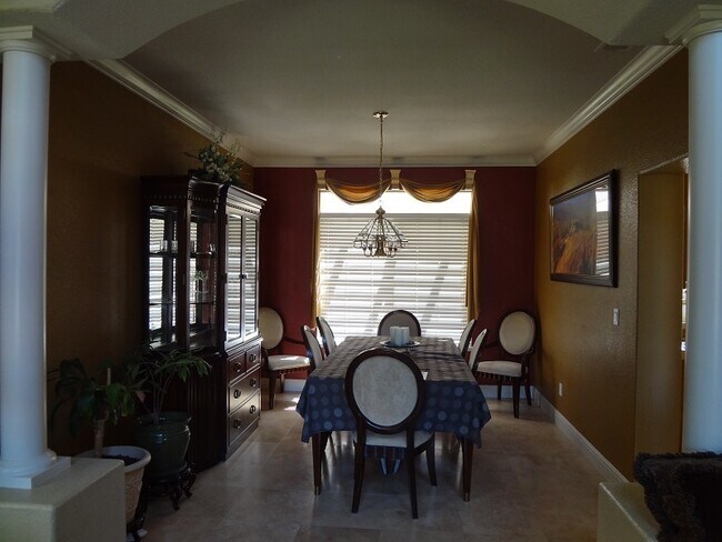 Foto del edificio - AVILABLE NOW!!! Beautiful 4bd Lincoln Home...