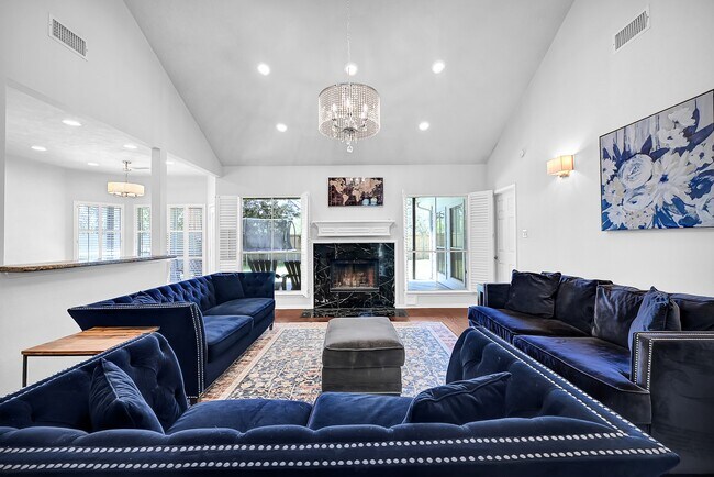 Foto del edificio - 8307 Summer Reef Dr