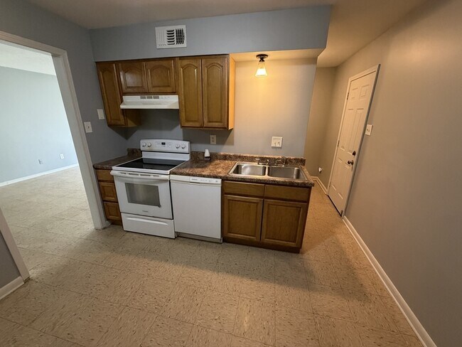 Foto del edificio - 5440 Flowering Peach Dr