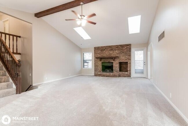 Foto del edificio - 31830 Somerset Ct