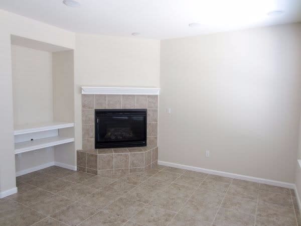 Building Photo - 157 Coral Bell Way