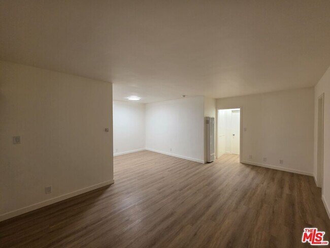 Foto del edificio - 827 9th St