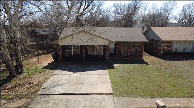 Foto del edificio - Beautiful, spacious home in Del City - corner lot!