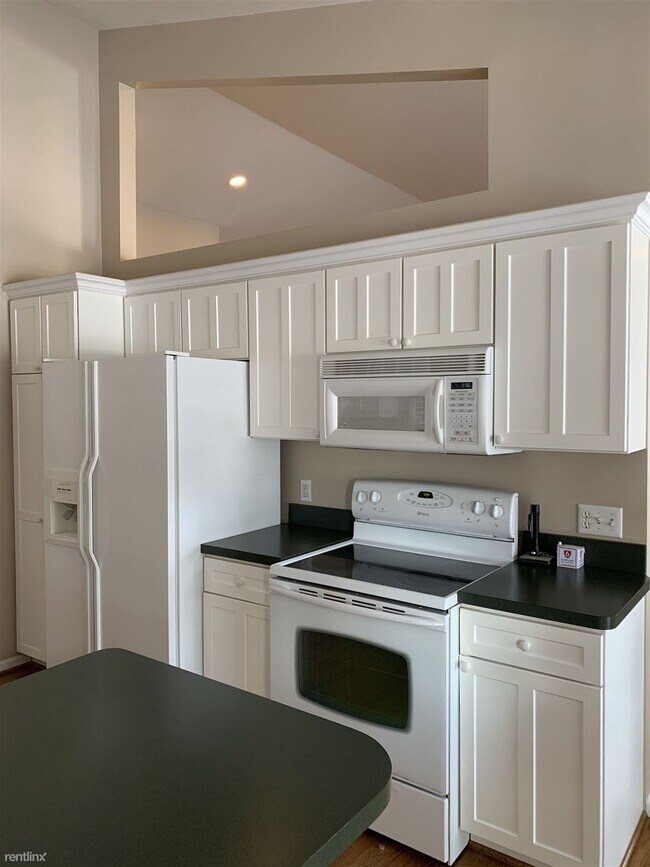 Foto del edificio - 3 br, 3 bath Condo - 11811 Pine Way Ct