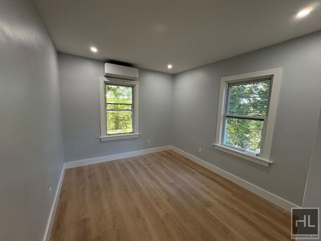 Building Photo - Belknap Ave, Yonkers