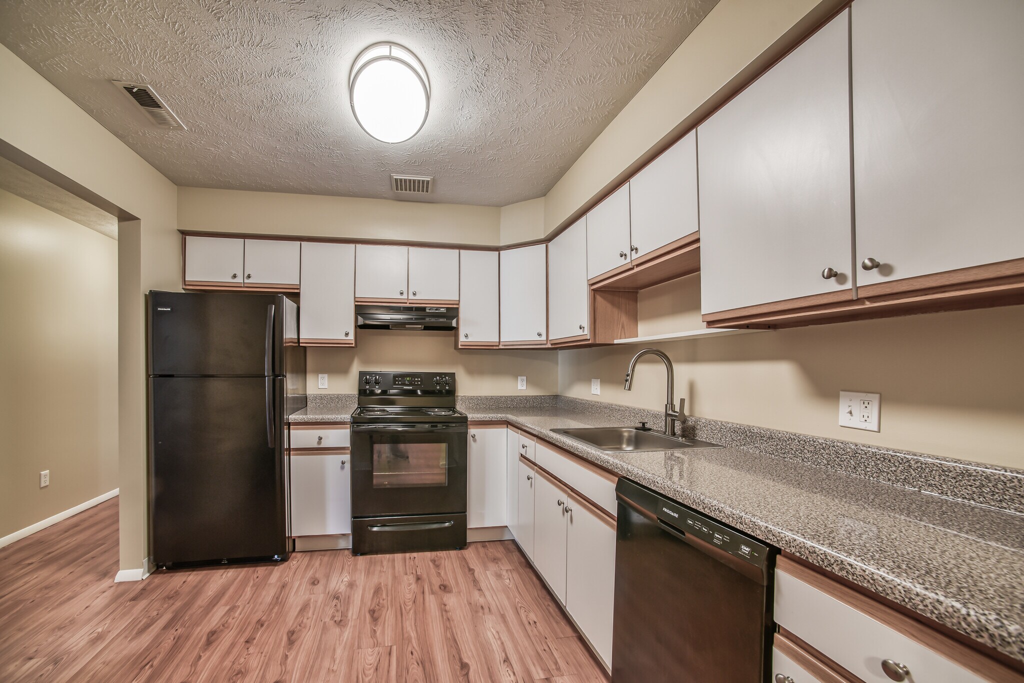 Glenwood Pointe – photo 5