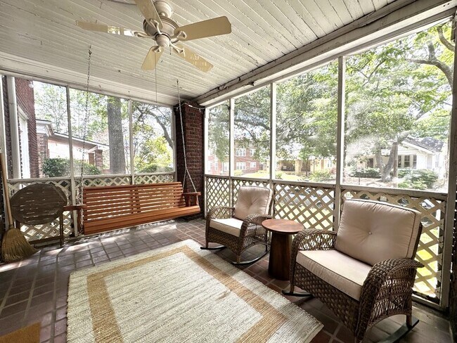 Foto del edificio - 735 Ponce De Leon Ct NE