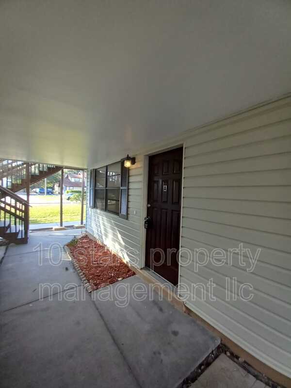 4967 91st Ave, Pinellas Park, FL 33782 Condo for Rent in Pinellas