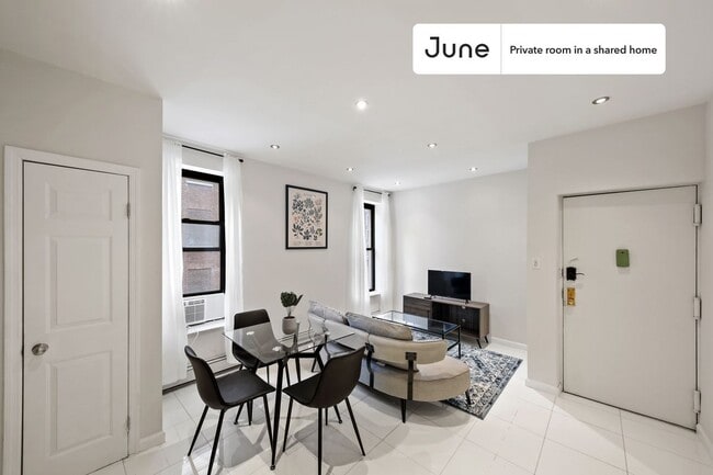 Foto del edificio - Room in Shared 3 bed/1 bath home