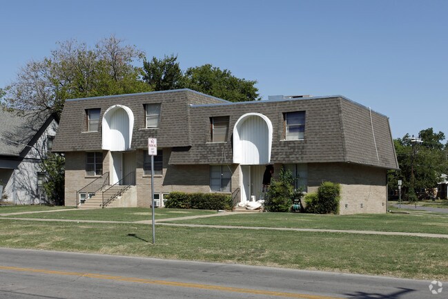 Primary Photo - 201 W Duffy St