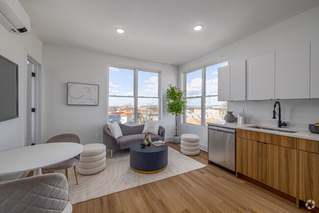 1BR, 1BA - 422SF - Kitchen/Living Room - 30-32 McAdoo Ave - ASK ABOUT OUR RENT SPECIAL