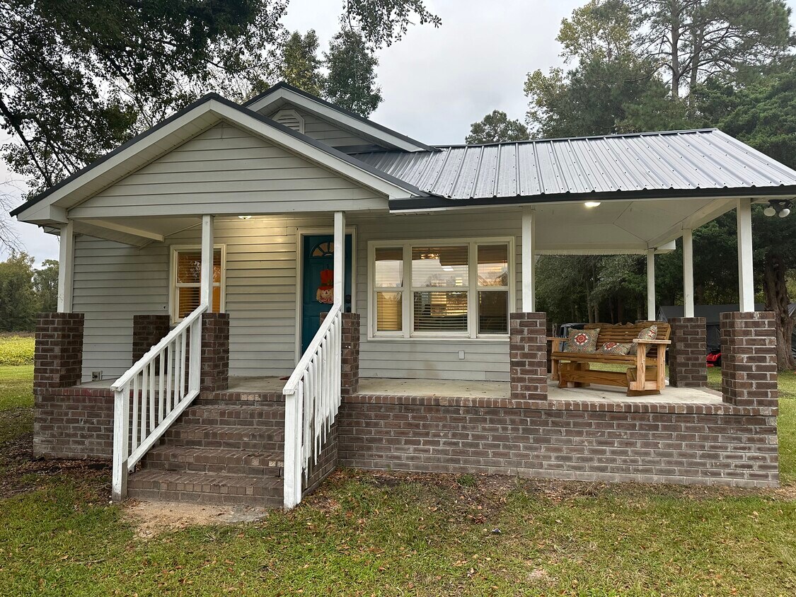 Foto principal - 5040 Page Rd