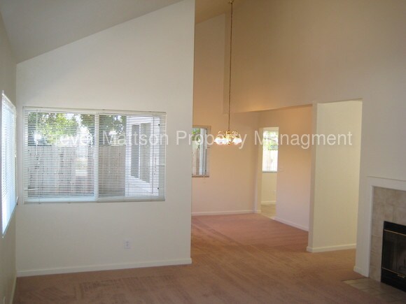 Building Photo - 1167 Araquipa Ct