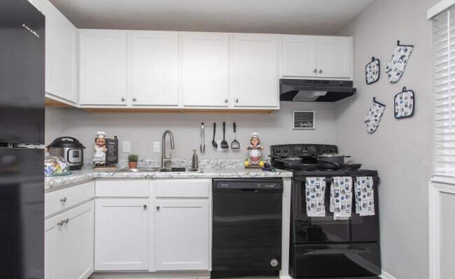 Building Photo - 1 bedroom in Austell GA 30168
