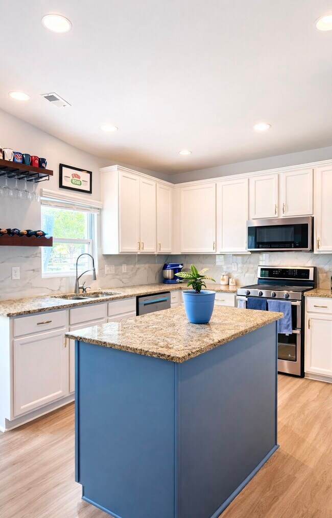 Foto del edificio - 3606 Exbury Gardens Dr