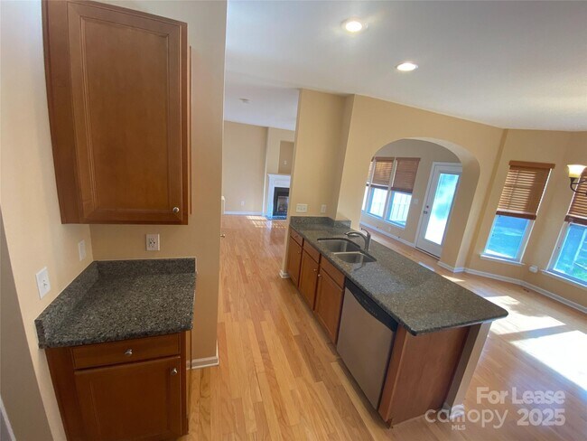 Foto del edificio - 1042 Kensrowe Ln