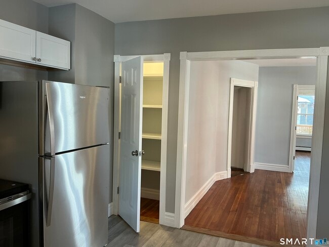 Foto del edificio - 518 High St