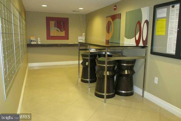 Foto principal - 915 E St NW