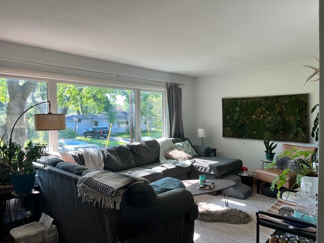 Foto del edificio - 5604 Alder Rd