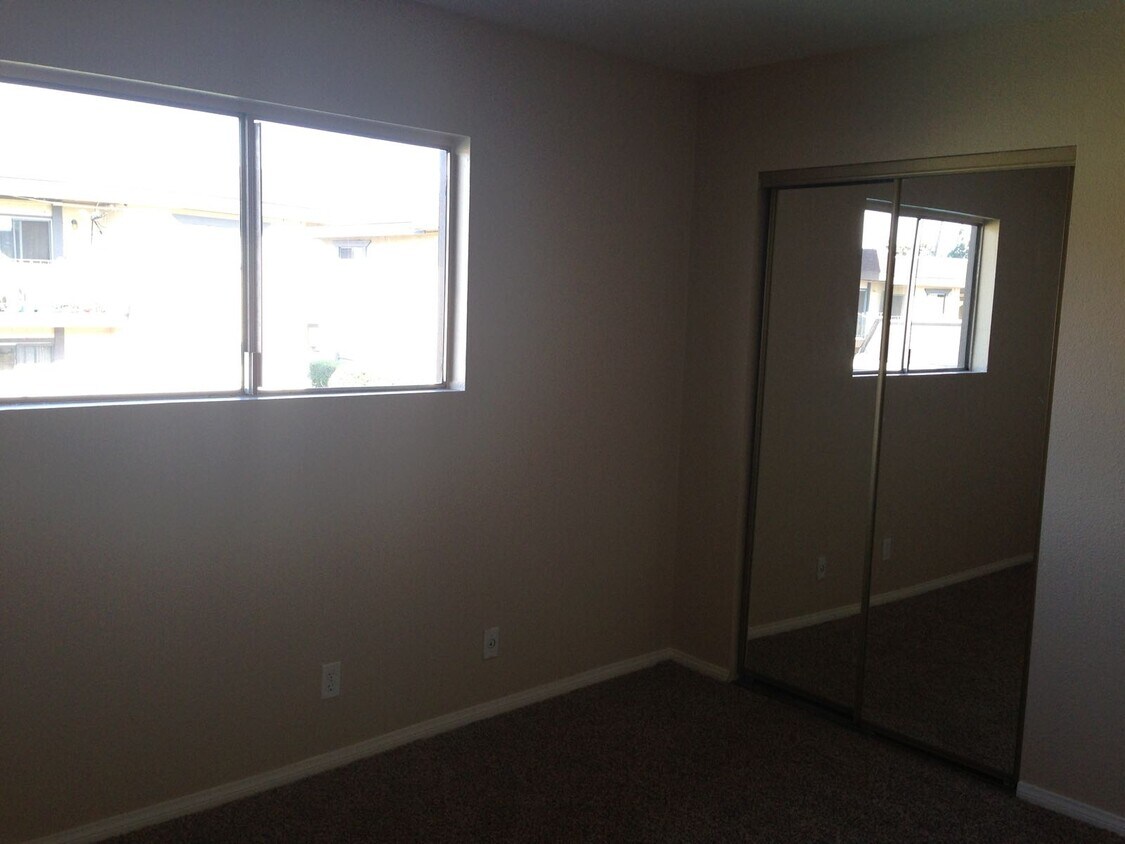 Foto principal - 12835 10th St