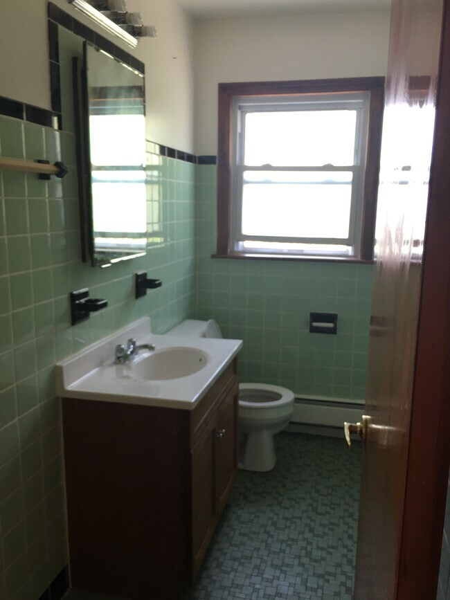 Foto del edificio - 3719 W 59th St