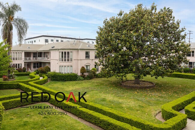 Foto del edificio - Spacious and Bright One Bedroom Featuring ...