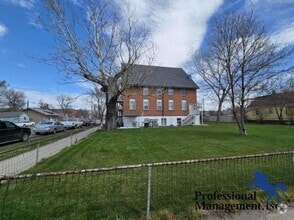 Building Photo - 3318 2nd Ave S