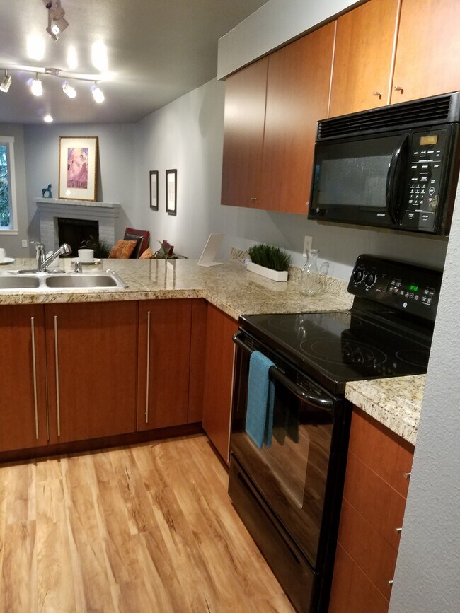 Foto del edificio - 11223 NE 128th St