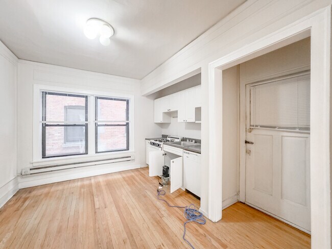 Foto del edificio - 1036 Dempster St