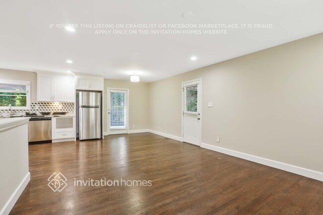 Foto del edificio - 664 Indigo Ln NW