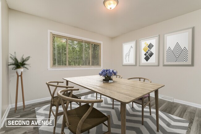 Foto del edificio - 6241 N Robinhood Ln