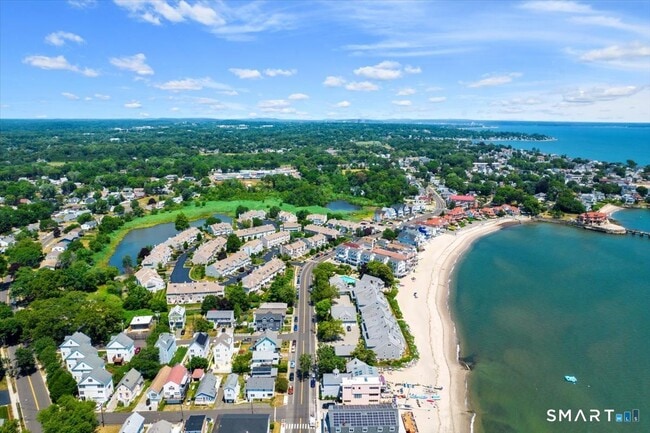 Foto del edificio - 65 Sandpiper Crescent