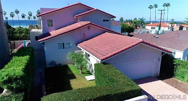 Building Photo - 8384 La Jolla Shores Dr