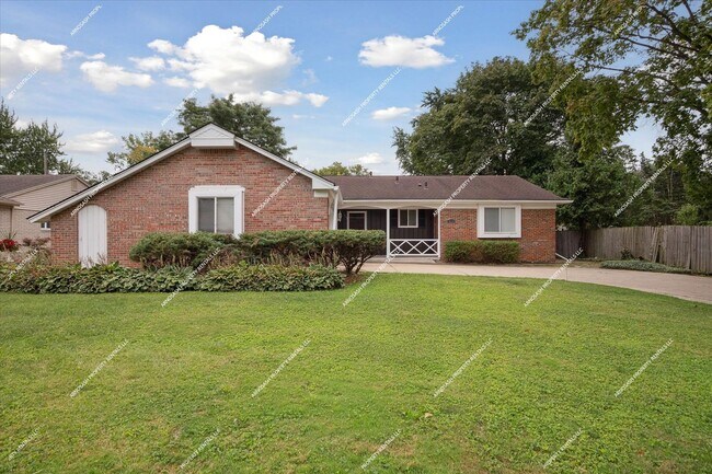 Building Photo - Rare Rental! Beautiful 1900 sq ft 3-bedroo...