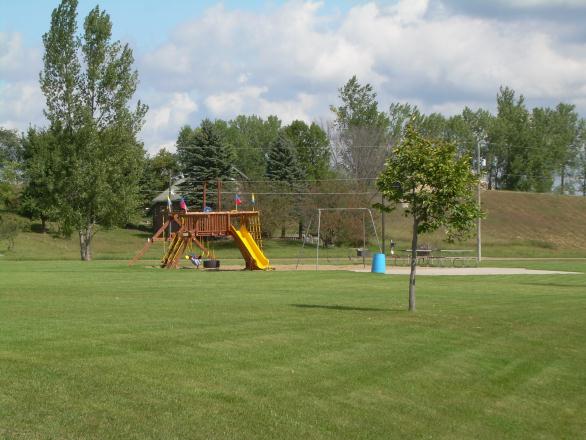 Foto del edificio - Pelican Rapids Townhomes