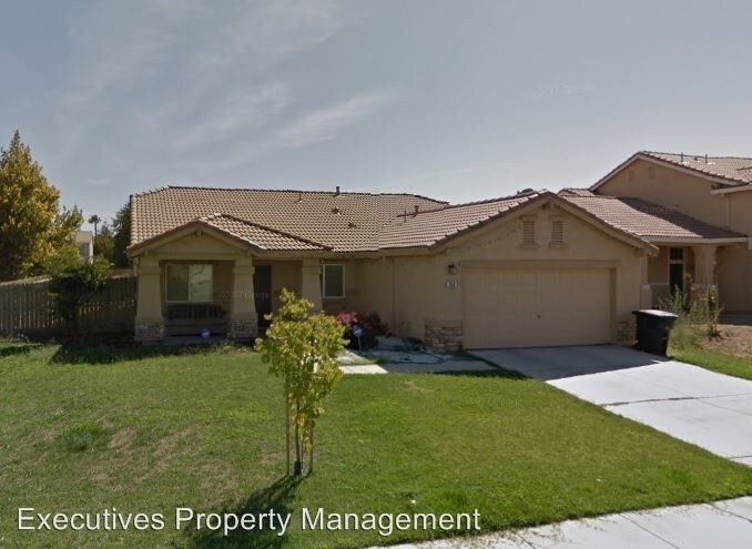 Primary Photo - 354 Liveoak Way