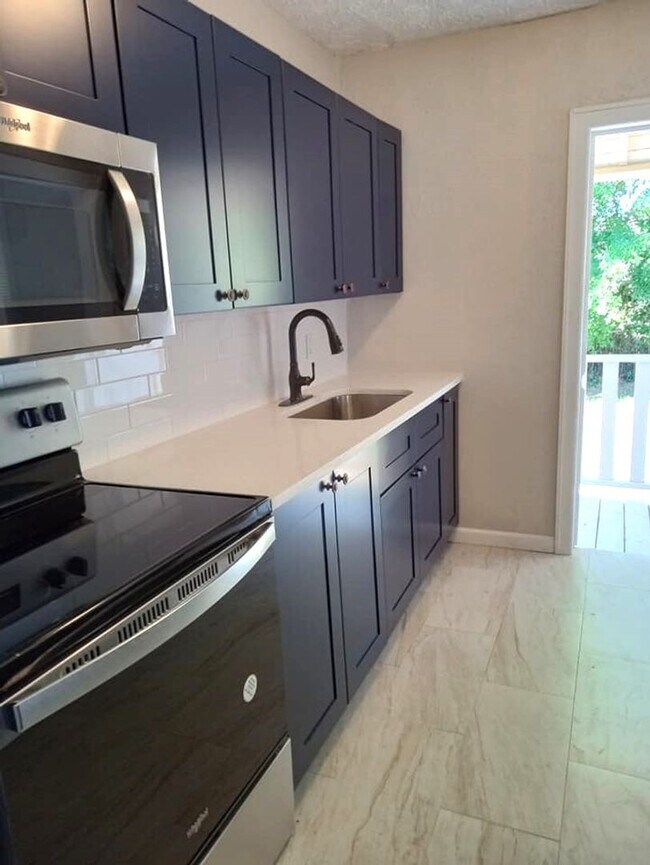 Foto del edificio - Cute and Cozy 3 Bedroom 1 Bath North Jacks...