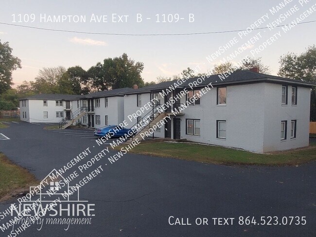 Building Photo - 1109 Hampton Ave Ext