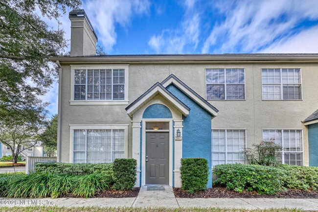 Building Photo - 13703 Richmond Park Dr N