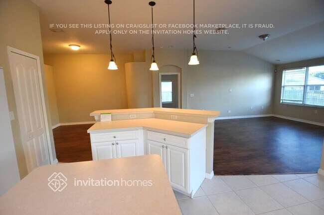 Building Photo - 12711 Standbridge Dr