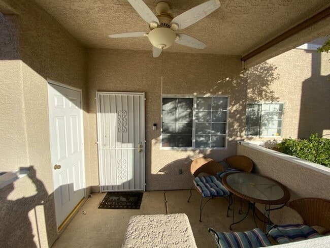 Foto del edificio - 3327 Erva St