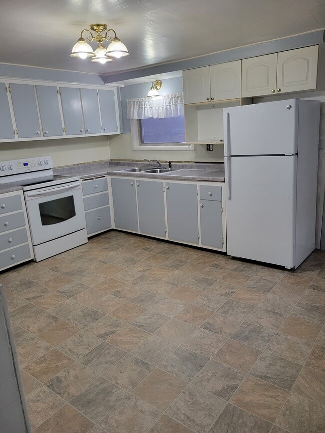Spacious Kitchen - 1212 Minnesota Ave